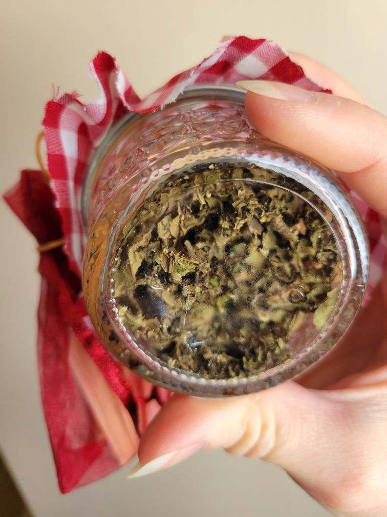 4oz. Single Jar Herb w/ Spoon Bag